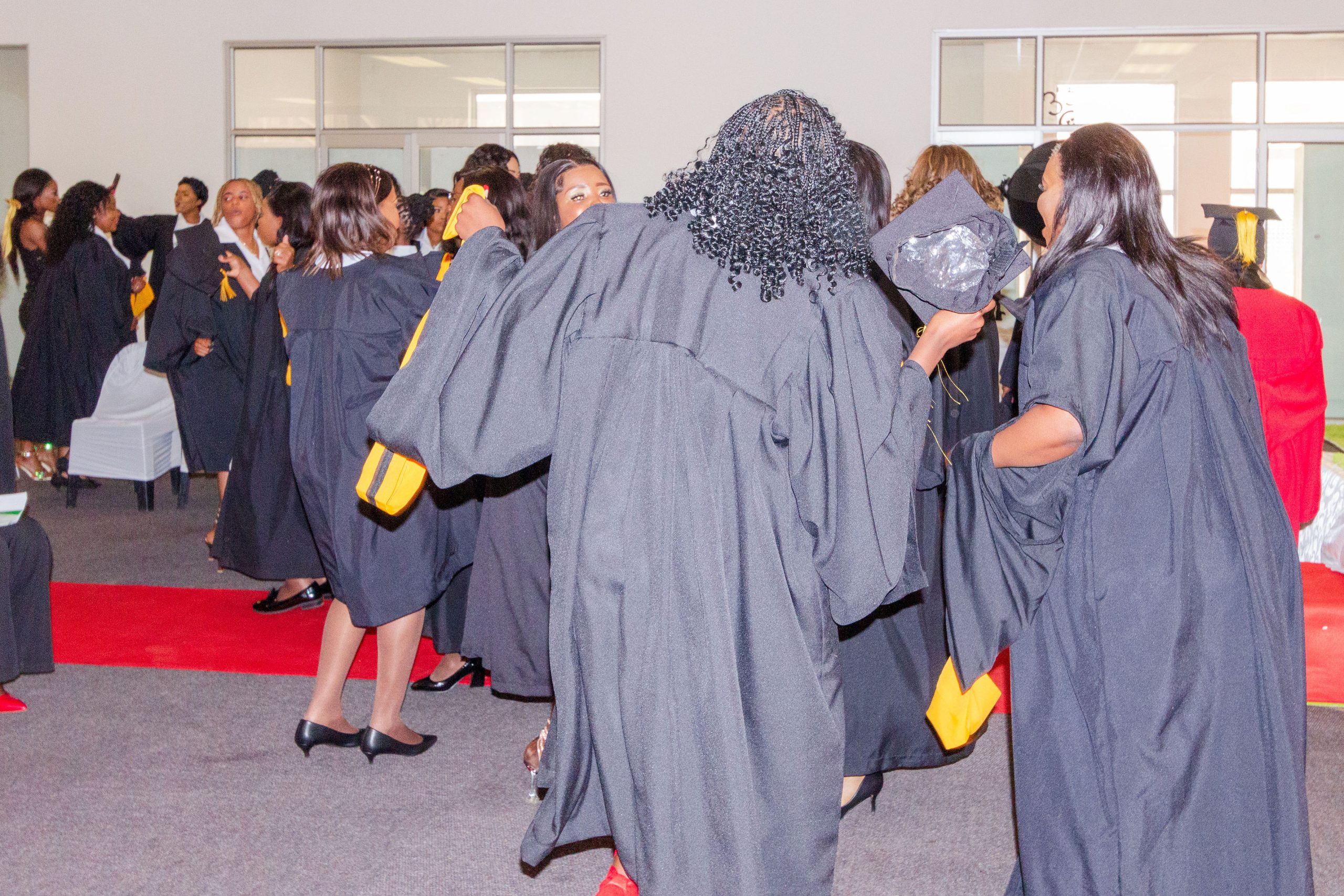 Nursing graduates taking their pledge